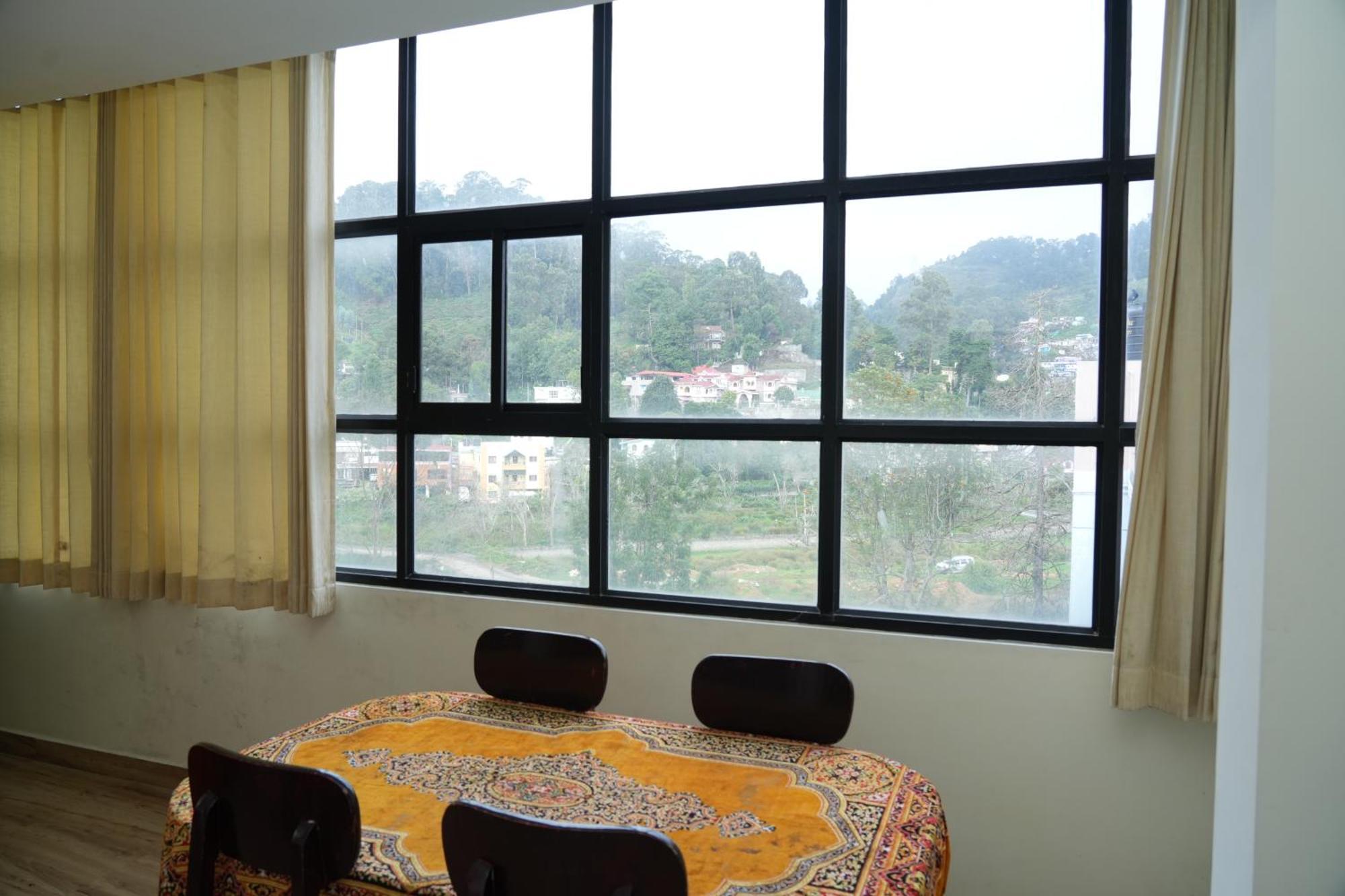 Vetrivel International By Brown Tree Resorts Kodaikanal Exterior foto